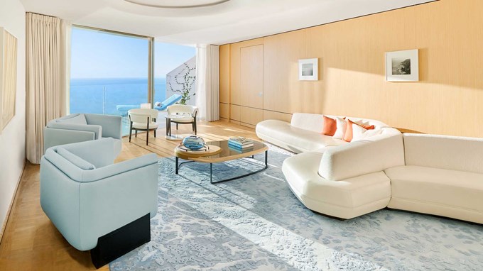 Grand Riviera Suite lounge and terrace