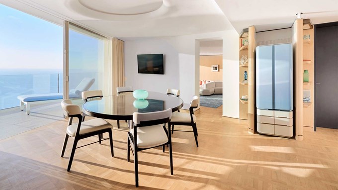 Grand Riviera Suite dining room