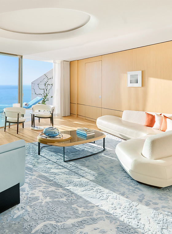 Grand Riviera Suite lounge and terrace