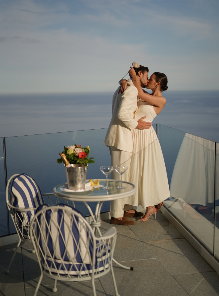 marco ferri kiss balcony